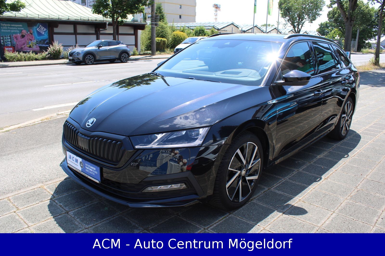 Skoda Octavia 2.0TDI Sportline - Samsaru's Car Outlet