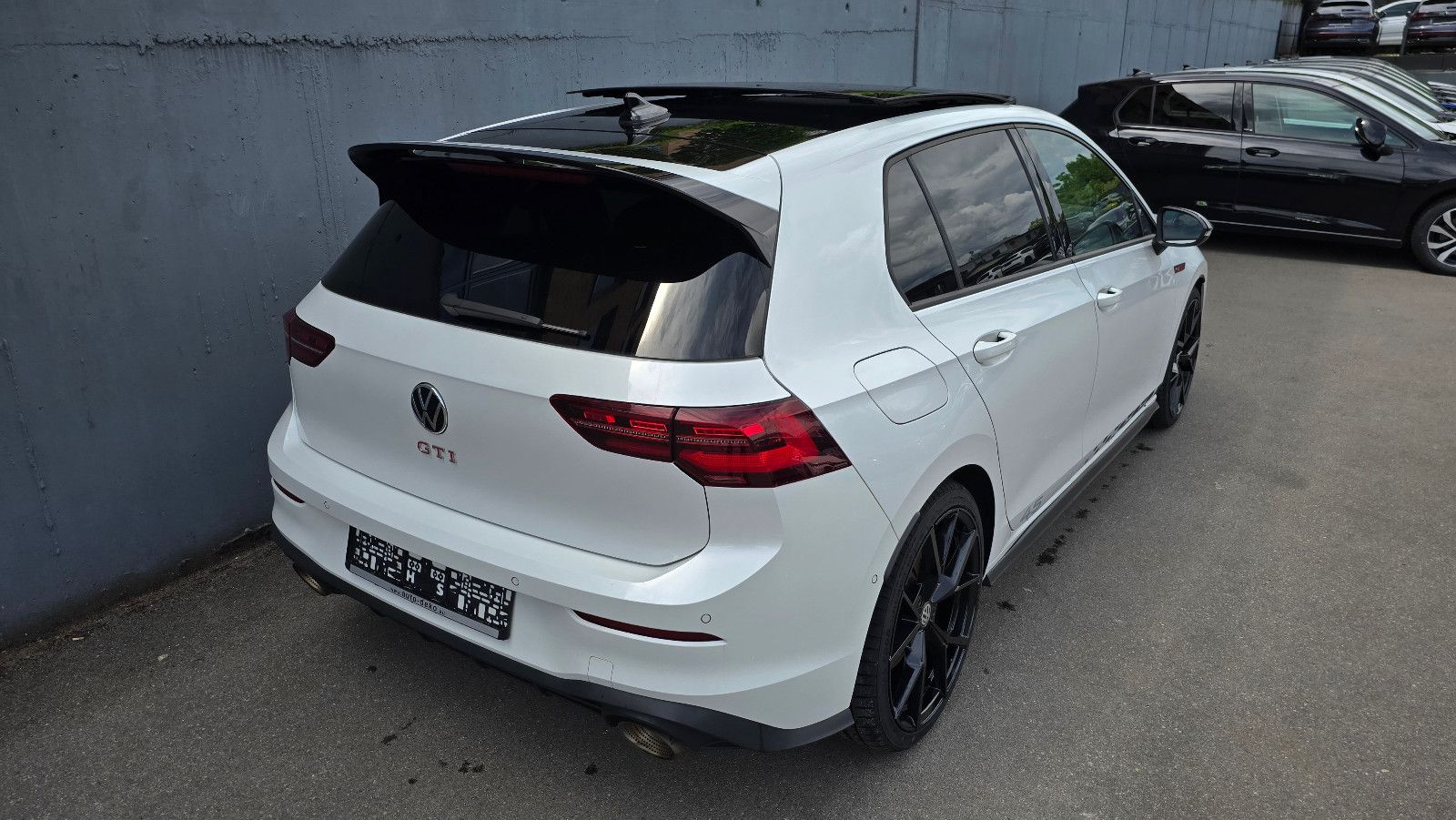 Volkswagen Golf 8 GTI Clubsport 45 DSG * Akrapovic *Leder*
