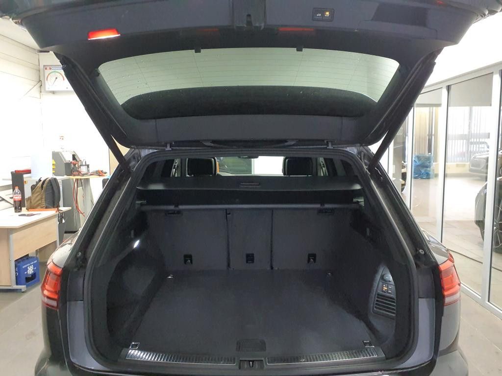 Volkswagen Touareg R-Line 4Motion