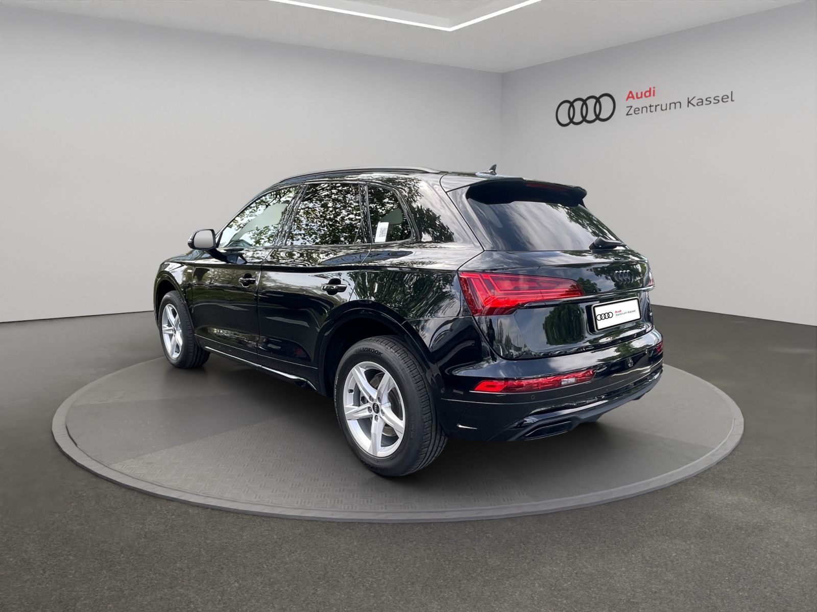Audi Q5 40 TDI qu S line Matrix B&O Pano HuD AHK 360