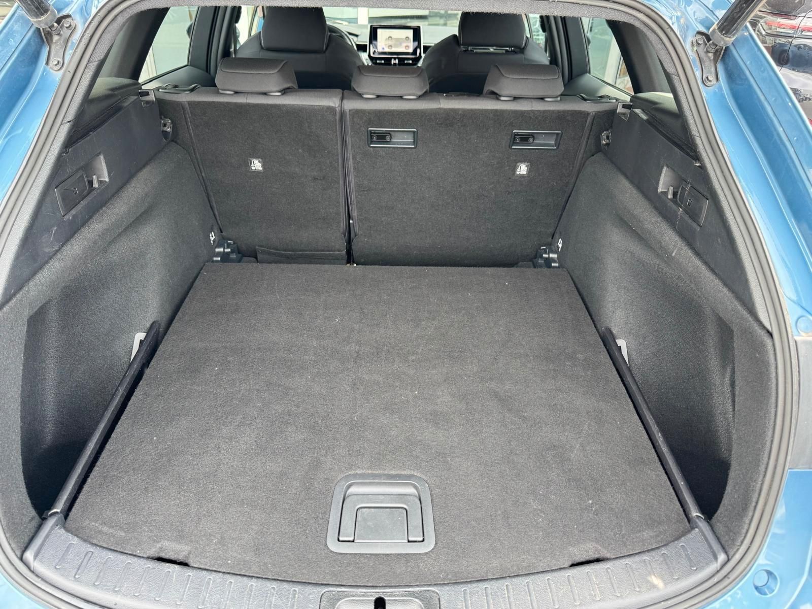 Toyota Corolla Touring Sports Hybrid Business Edition - Samsaru's Car Outlet