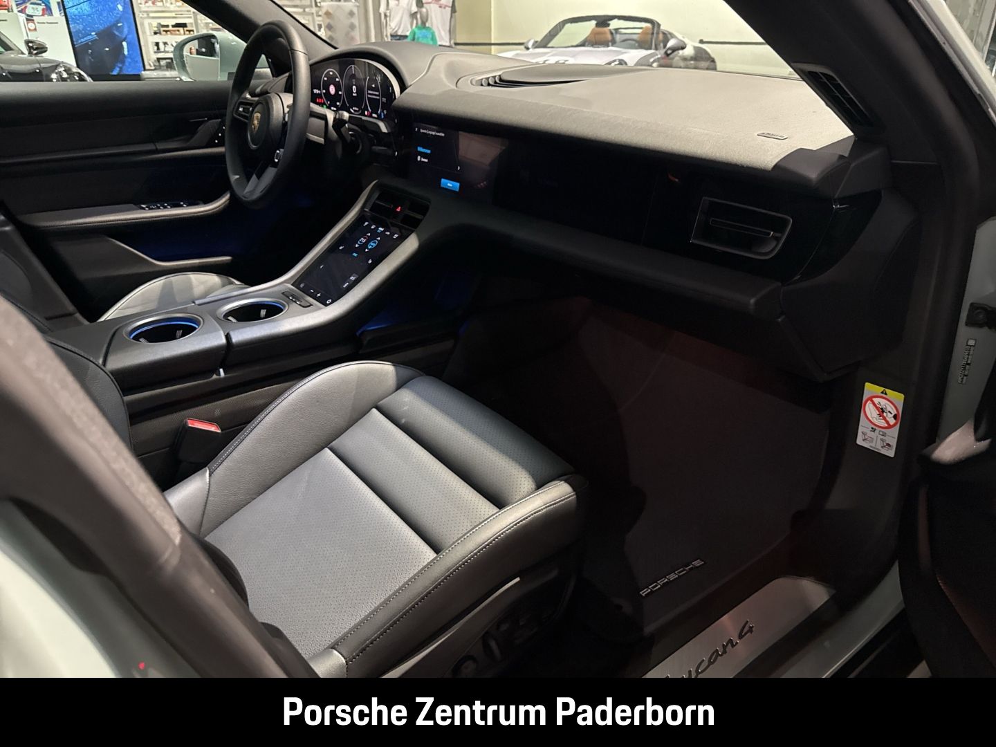 Porsche Taycan 4 Cross Turismo LED-Matrix Surround-View