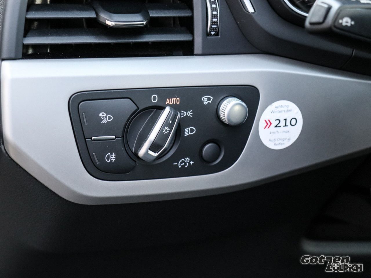 Audi A4 Avant 35 TDI advanced - Samsaru's Car Outlet