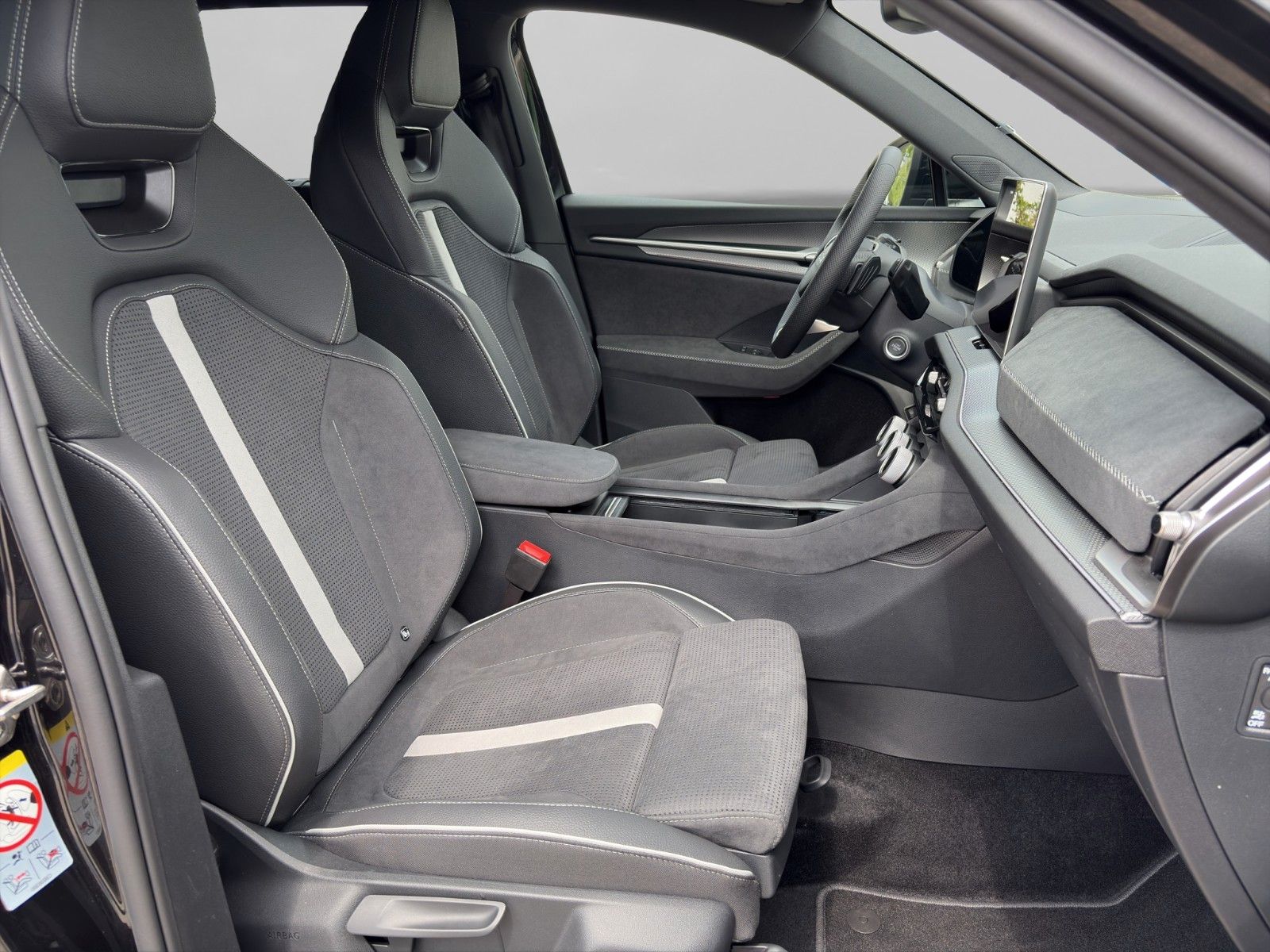 Skoda KODIAQ 1.5TSI DSG iV SPORTLINE+5J/100TKM GAR.+AH