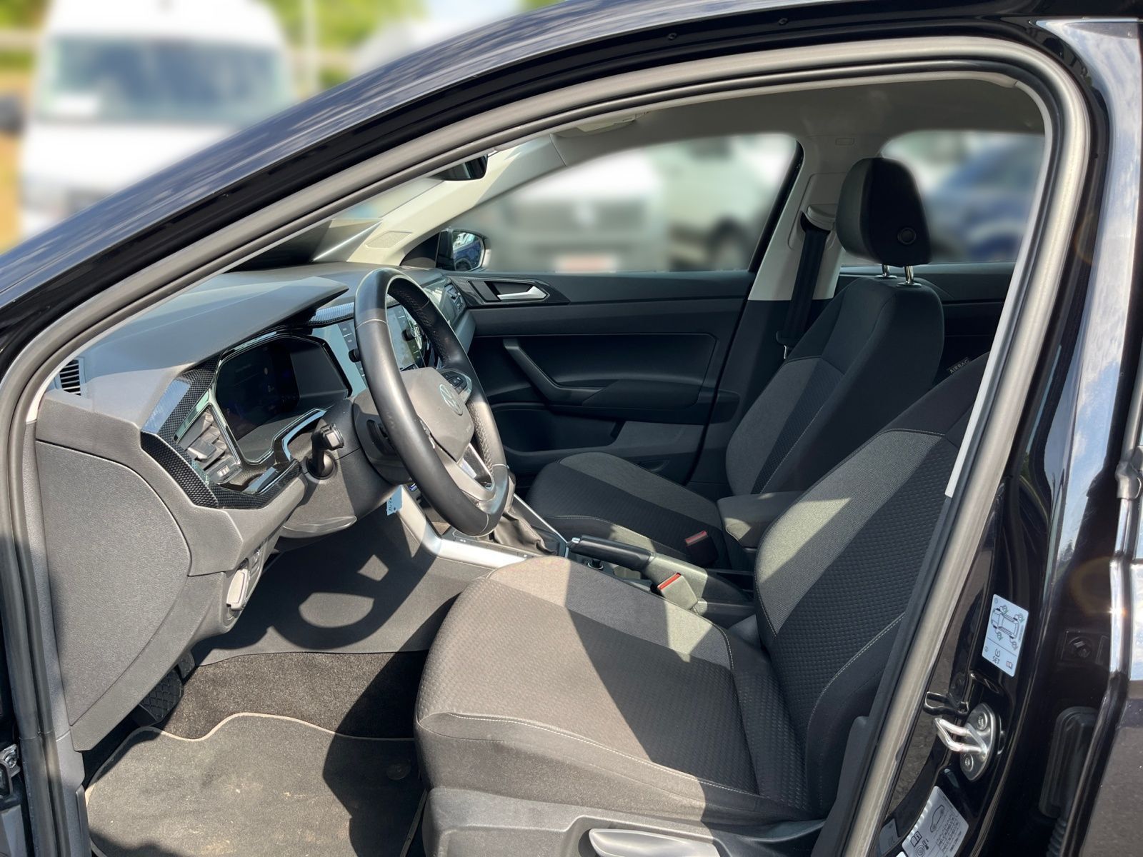 Volkswagen Polo Life 1.0 TSI DSG - Samsaru's Car Outlet