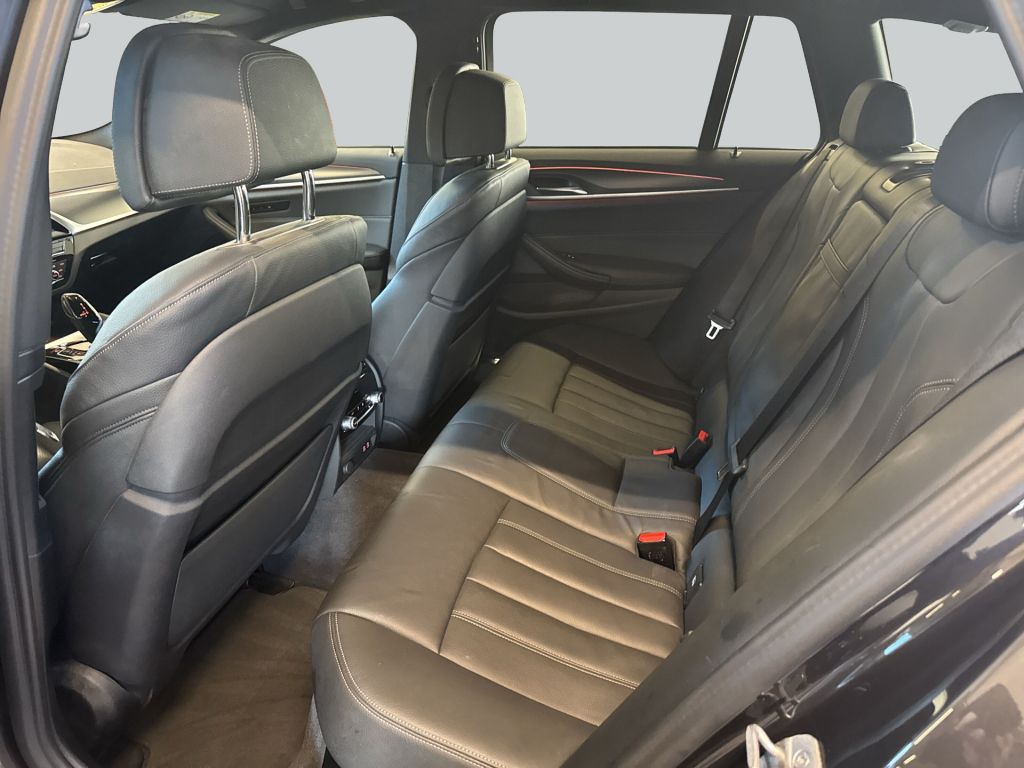 BMW 520d Touring Aut. Head-Up Laser Pano HiFi