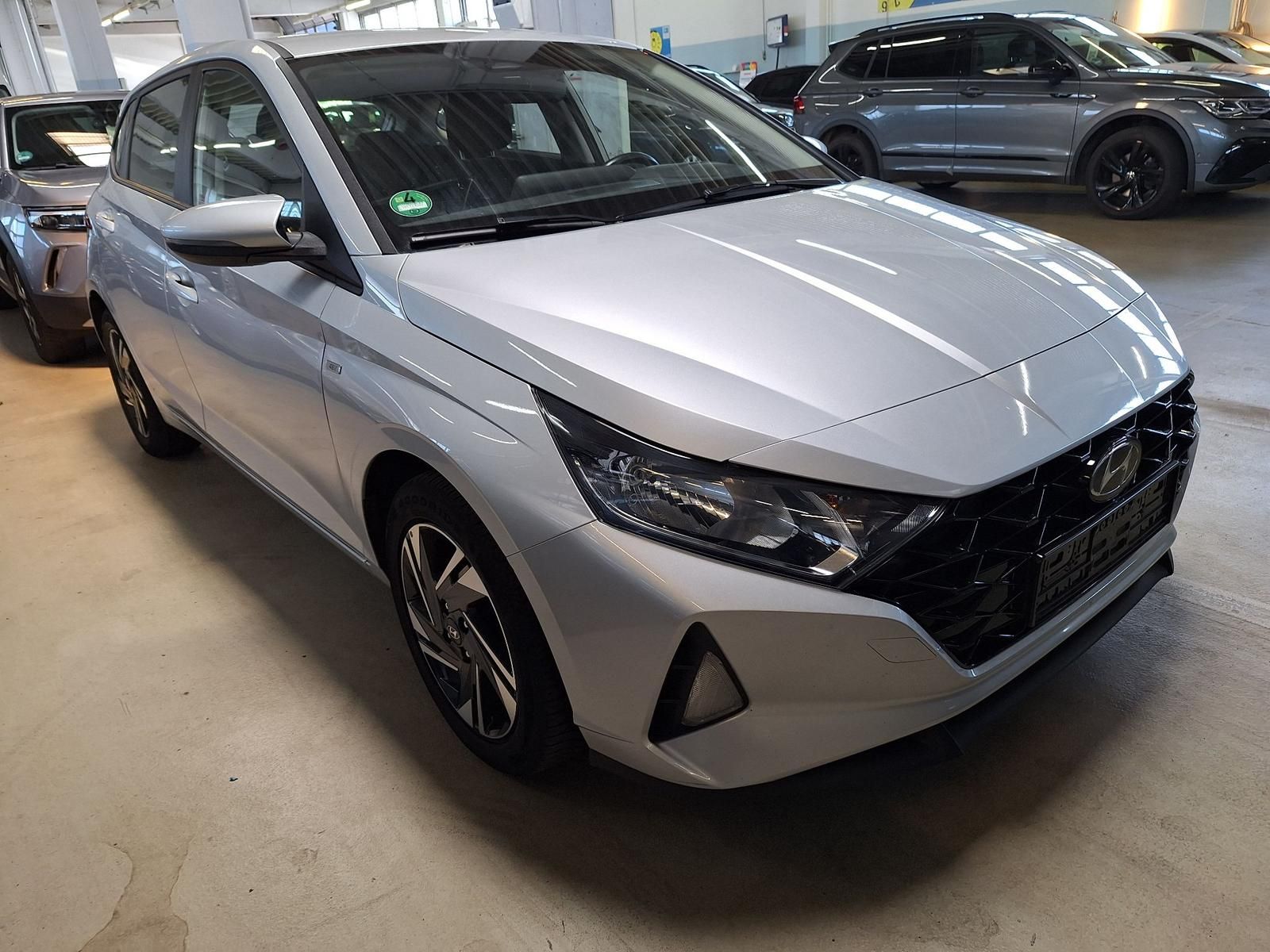 Hyundai i20 T-GDI Trend - Samsaru's Car Outlet