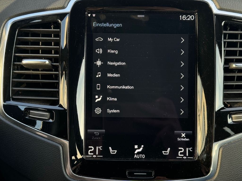 Volvo XC90 Inscription Expression Recharge Plug-In Hyb