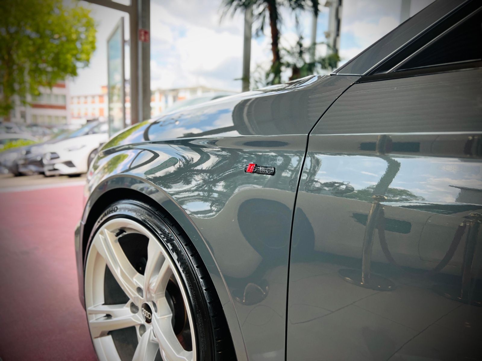 Audi A3 Limousine 30 TFSI S-Line - Samsaru's Car Outlet