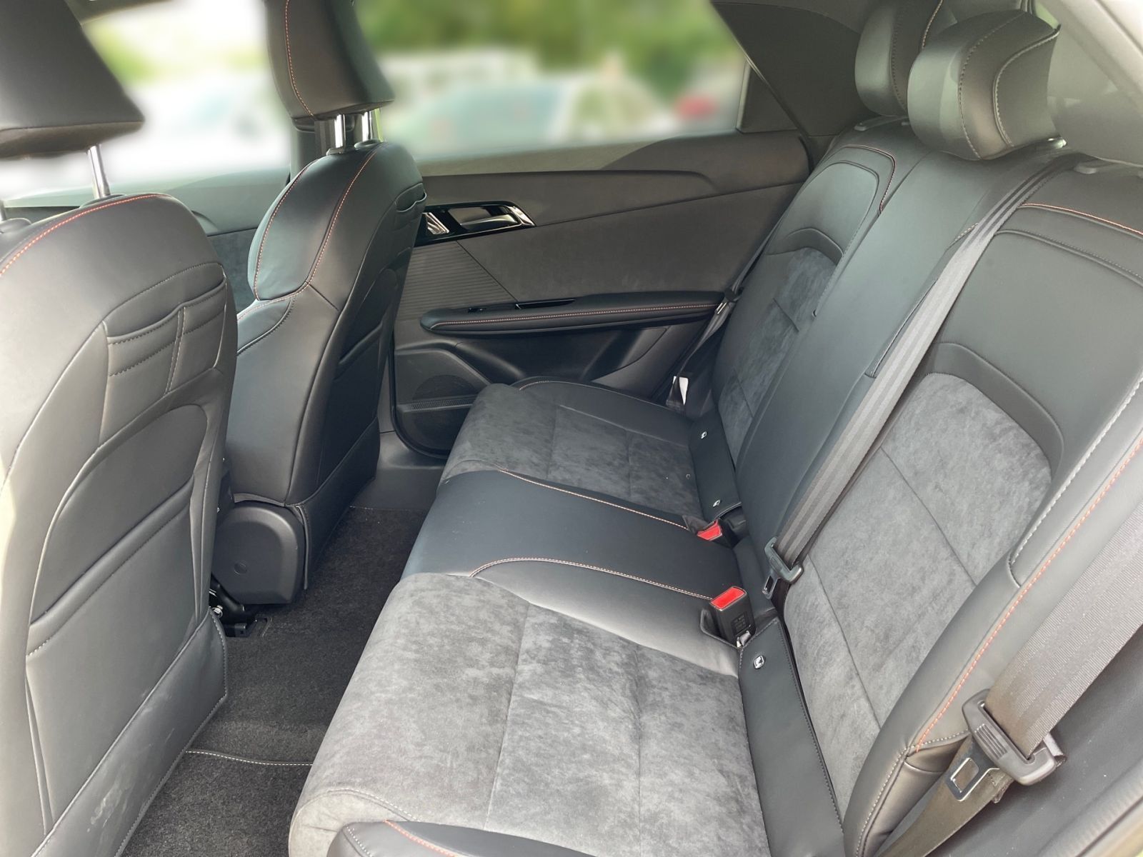 MG4 XPOWER 4x4 64 kWh 435PS Track-Mode-Display