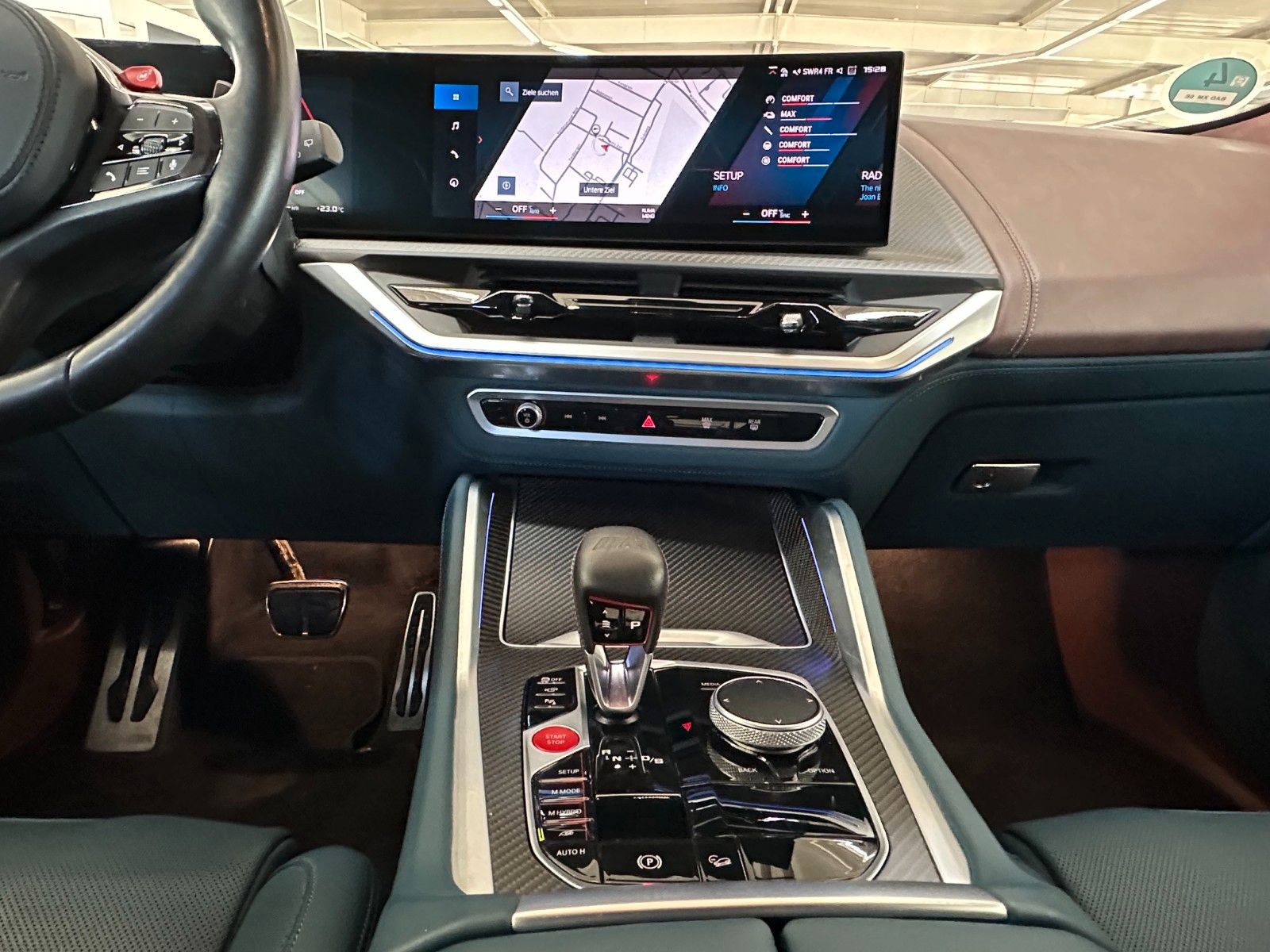BMW XM 4.4 +Bowers/Wilkens +AHK +Multifunkt.sitze