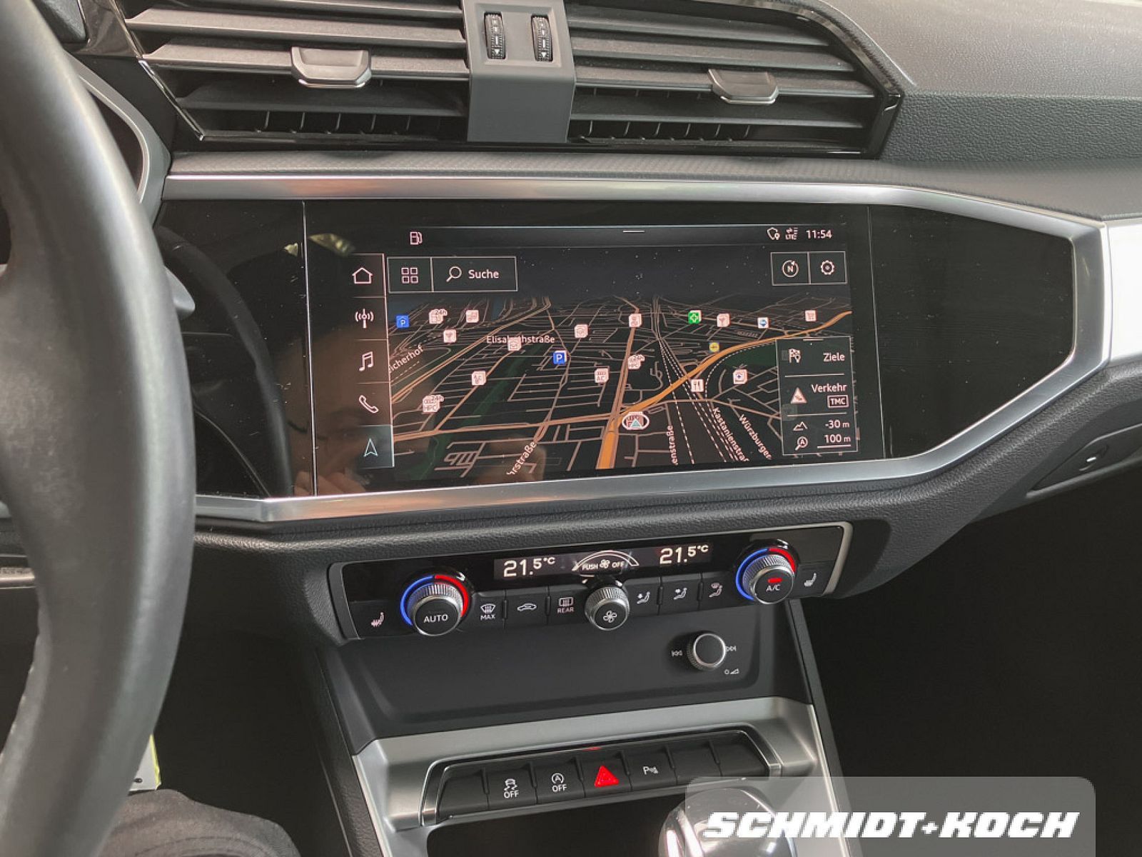 Audi Q3 40 2.0 TFSI S-Tronic quattro advanced - Samsaru's Car Outlet