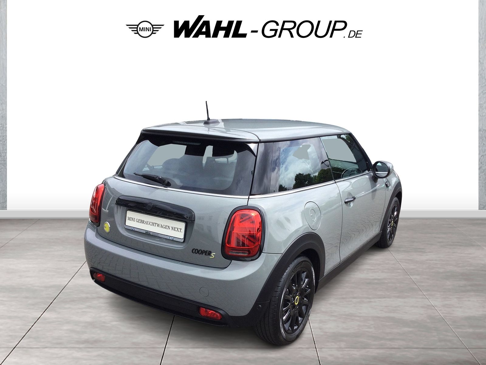 MINI Cooper SE CLASSIC - Samsaru's Car Outlet