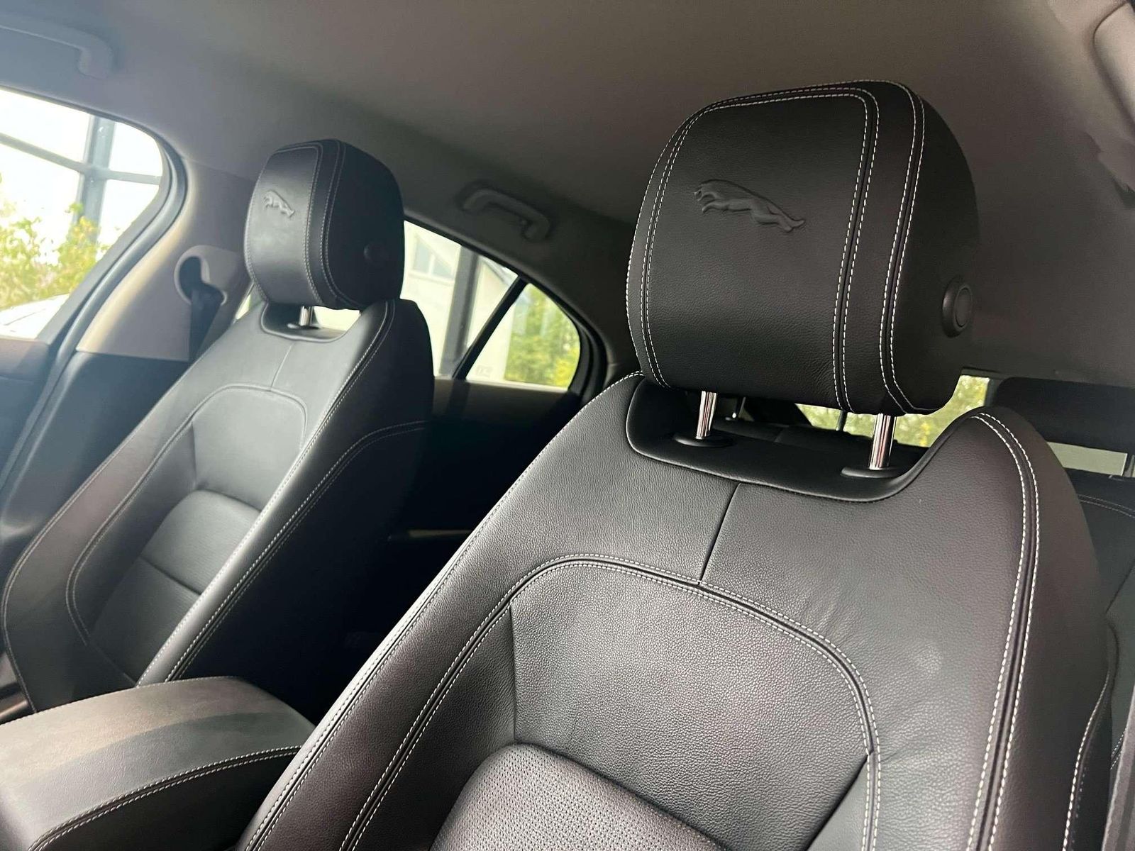 Jaguar I-Pace BLACK PACK+LUFTFAHRWERK+HEAD-UP+ KAMERAS+