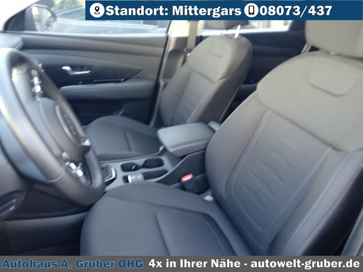 Hyundai TUCSON - Samsaru's Car Outlet