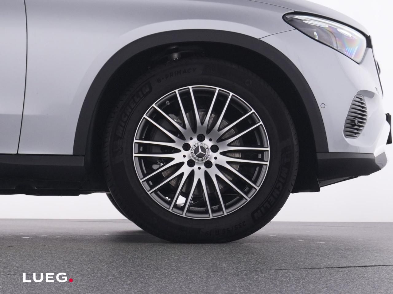 Mercedes-Benz GLC 220 d 4M AVANTGARDE+19''+PANO+AHK+DIG.LIGHT+