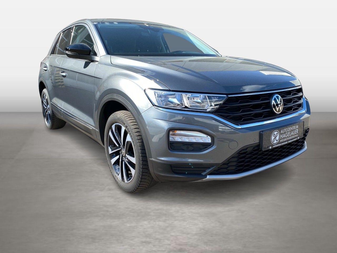 Volkswagen T-Roc 1.0 TSI United - Samsaru's Car Outlet