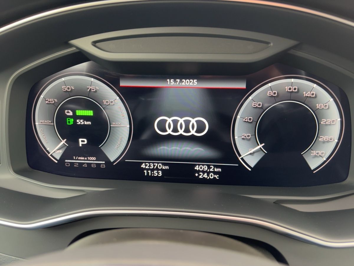 Audi A6 Avant 55 TFSI e Q. sport - Samsaru's Car Outlet