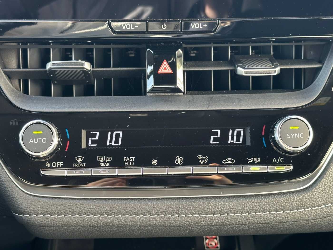 Toyota Corolla Touring Sports 1.8 Hybrid - LED, NAVI, S