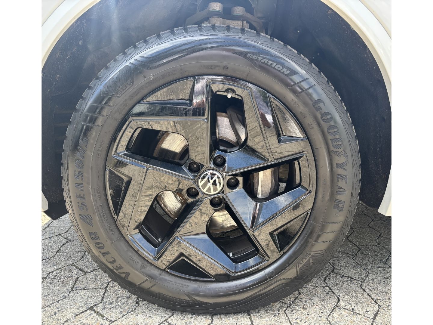 Volkswagen Touareg 3.0 TDI 4Motion R-Line ACC IQ.LIGHT PANO