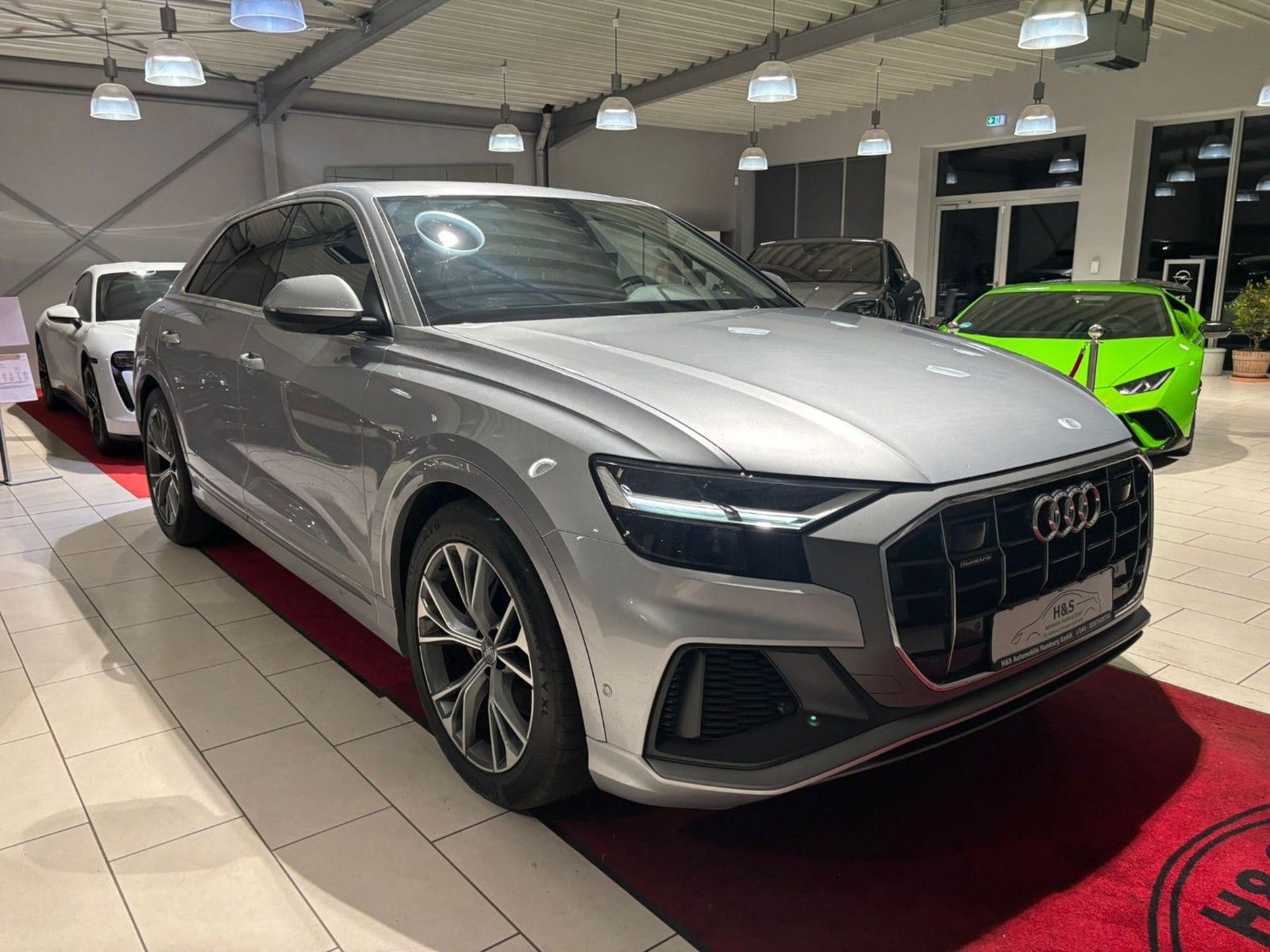 Audi Q8 50 TDI quattro S-LINE*AHK/STANDHEIZ.*
