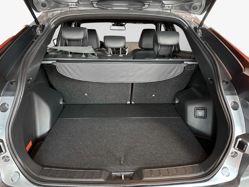 Mitsubishi Eclipse Cross Plug-In Hybrid 4WD Select*Vorführw