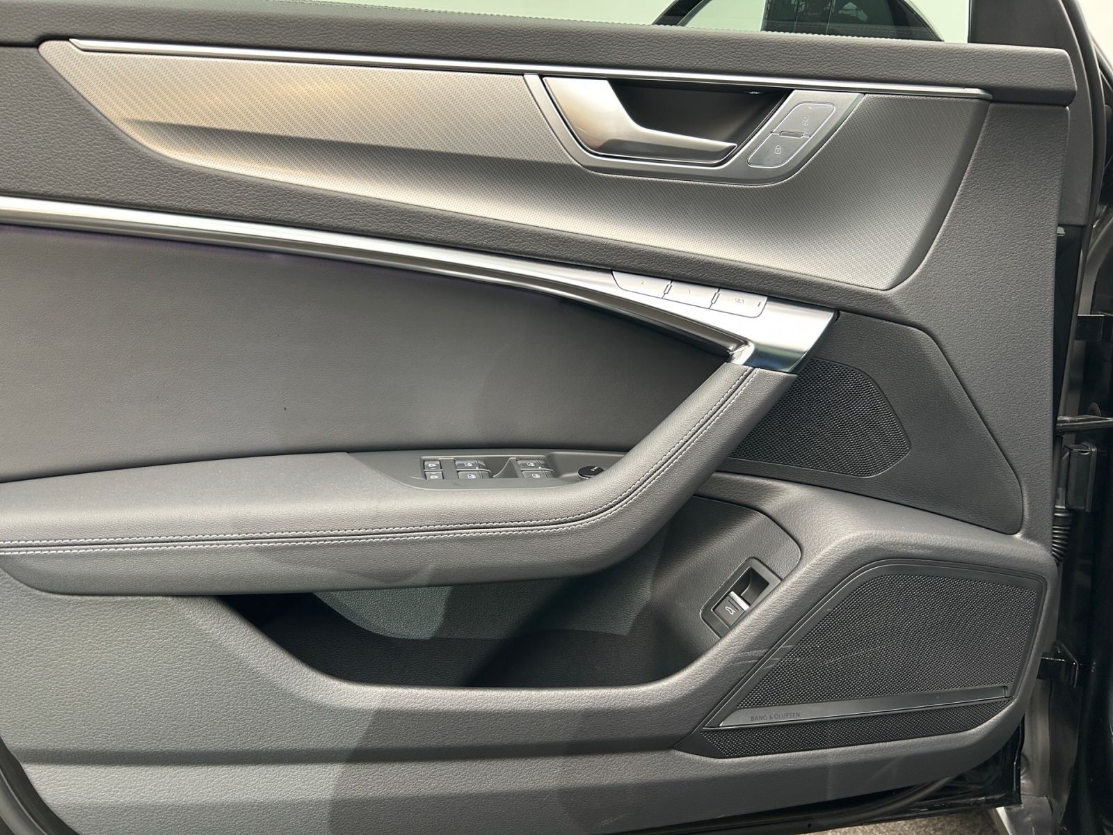 Audi A6 allroad quattro 55 TFSI - Samsaru's Car Outlet