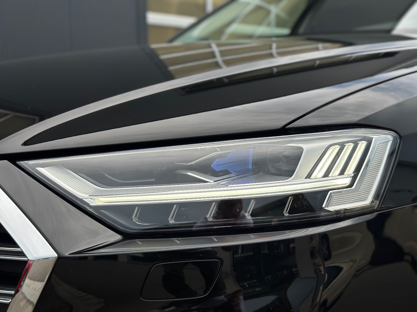 Audi A8 50 TDI SPORT - Samsaru's Car Outlet