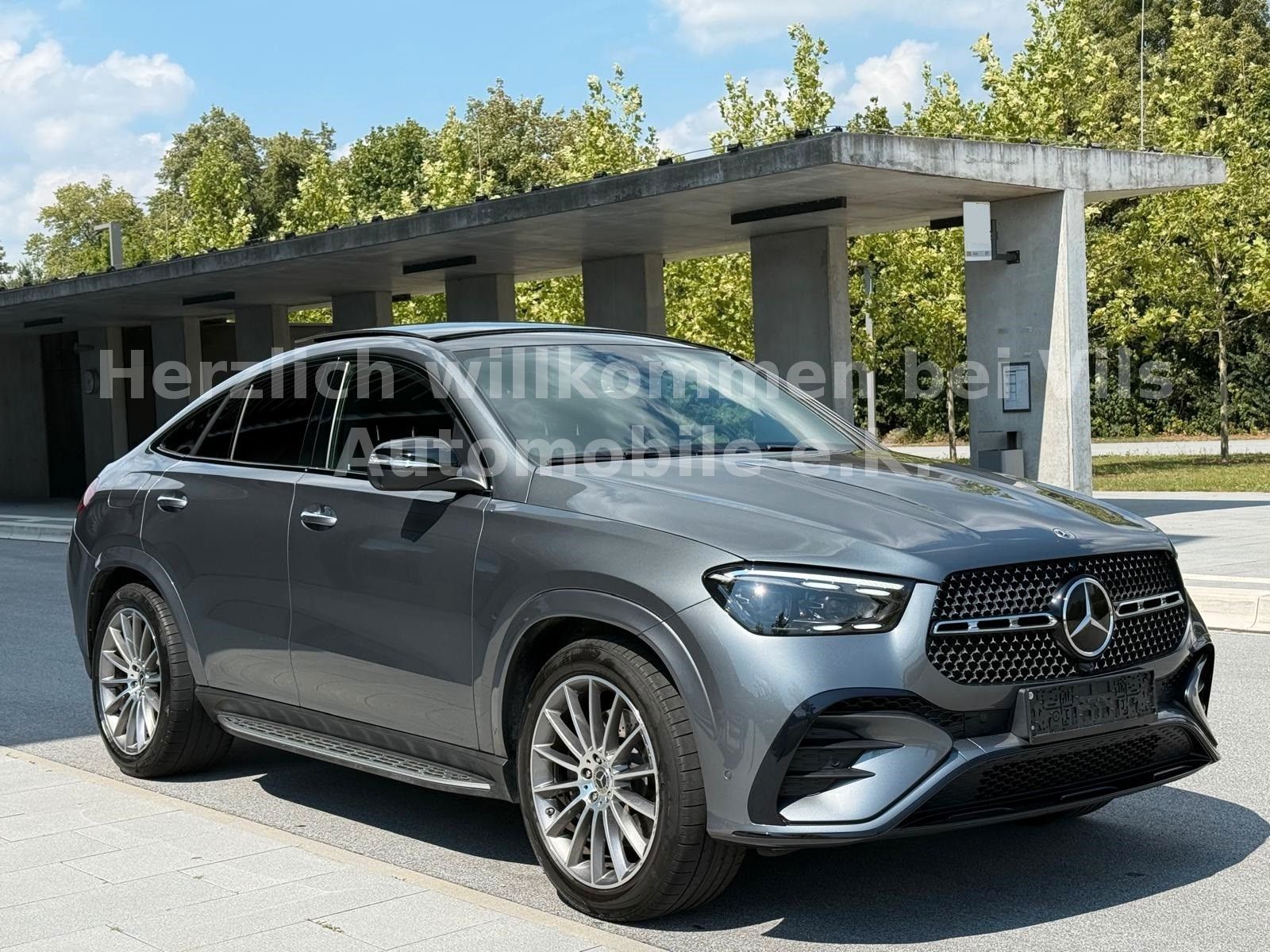 Mercedes-Benz GLE 300d 4M Coupe AMG *PANO*HUD*LUFT*BURM*21"*VO
