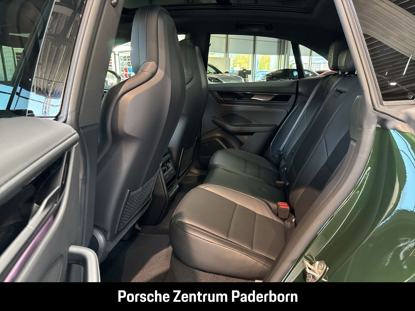 Porsche Macan 4 - Samsaru's Car Outlet