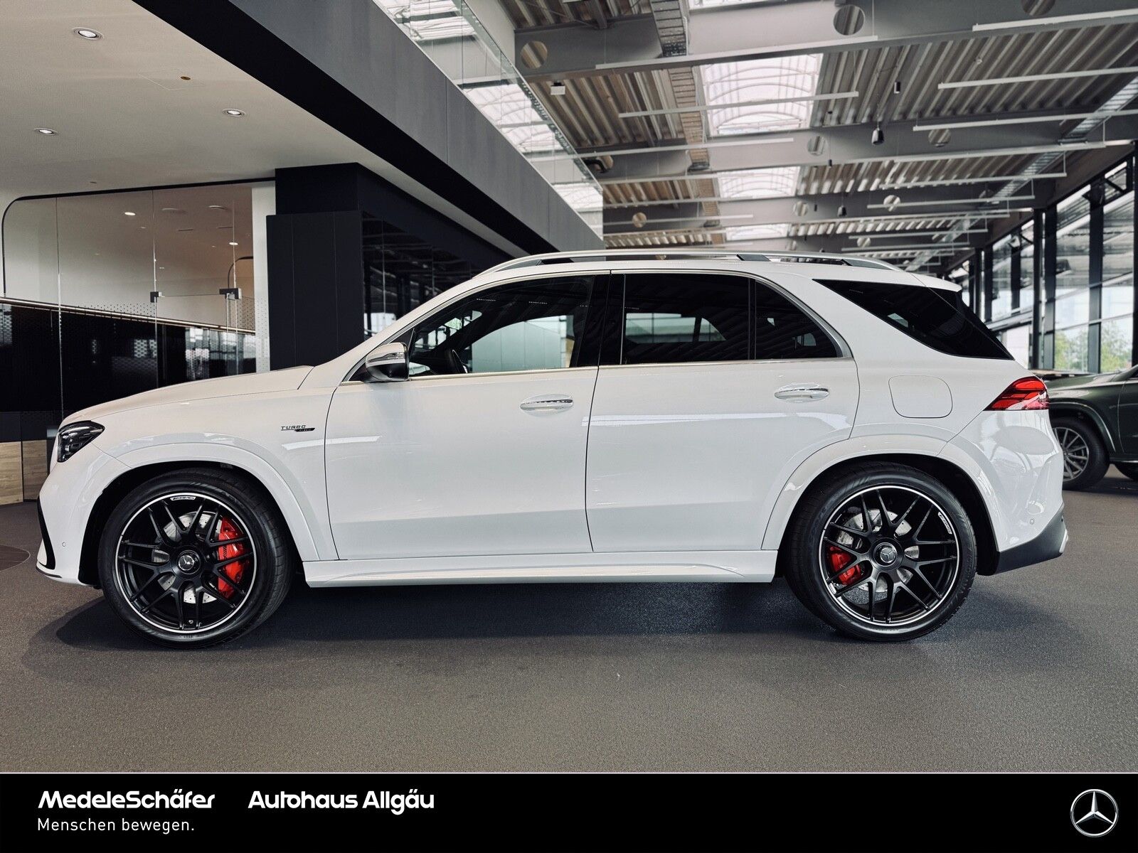 Mercedes-Benz GLE 53 AMG HYBRID 4M+ Premium+ 22" AHK Massage