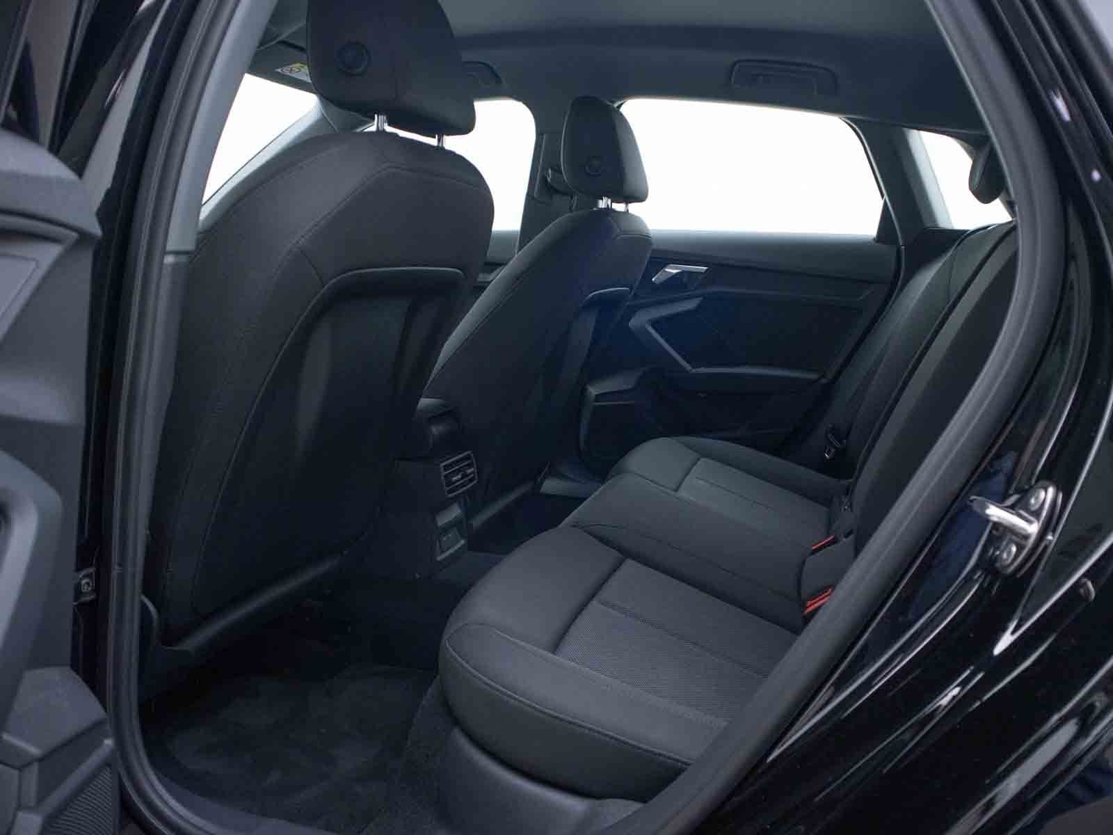 Audi A3 Sportback 40 TFSI e S-TRO*LED*DAB*PDC*ACC*USB