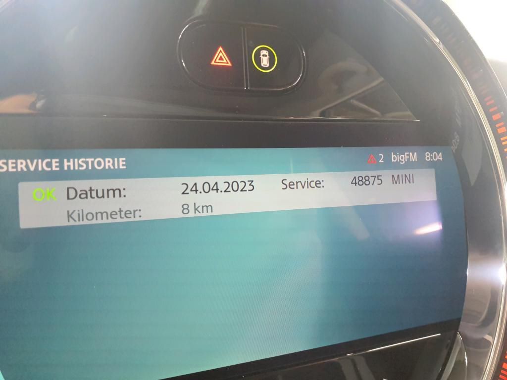 MINI Cooper SE Essential Trim - Samsaru's Car Outlet
