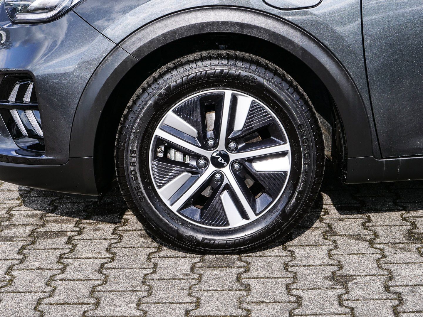 Kia Niro 1.6 GDI Spirit Plug-in Hybrid - Samsaru's Car Outlet