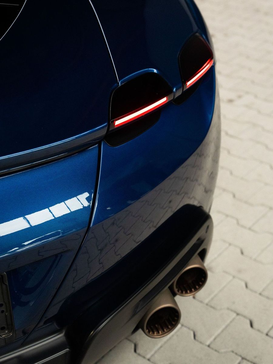 Ferrari Roma Matrix LED 20 Zoll JBL Approved