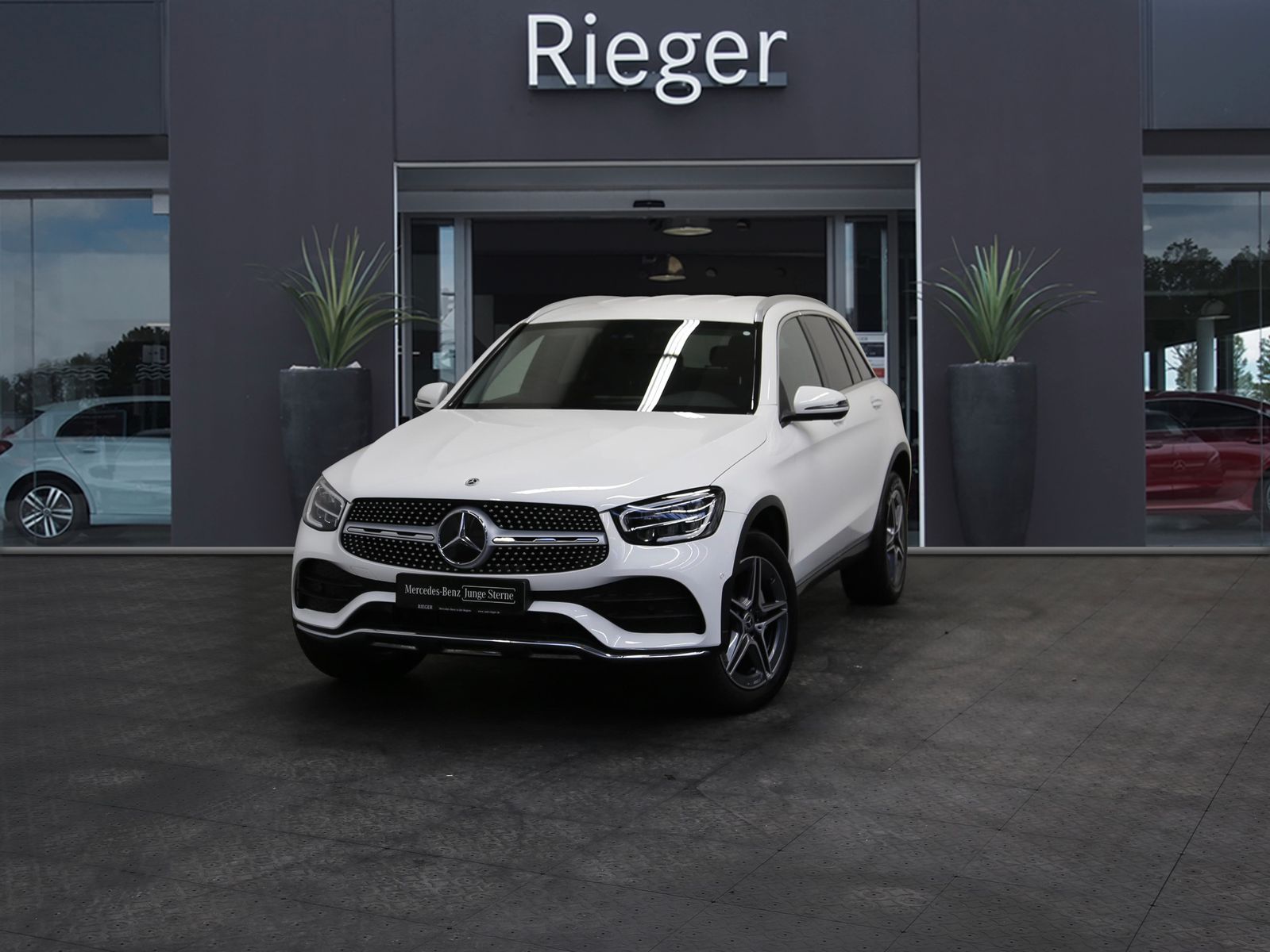 Mercedes-Benz GLC 300 de 4M AMG - Samsaru's Car Outlet