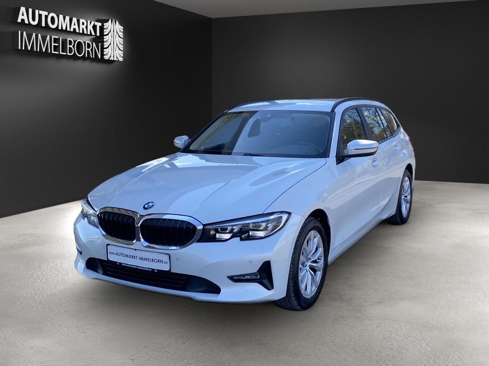 BMW 320 d LiveCockpit - Samsaru's Car Outlet