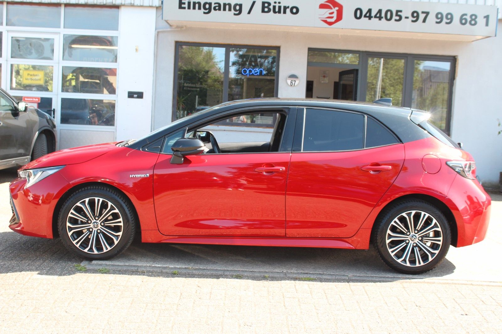 Toyota Corolla Hybrid Club - Samsaru's Car Outlet
