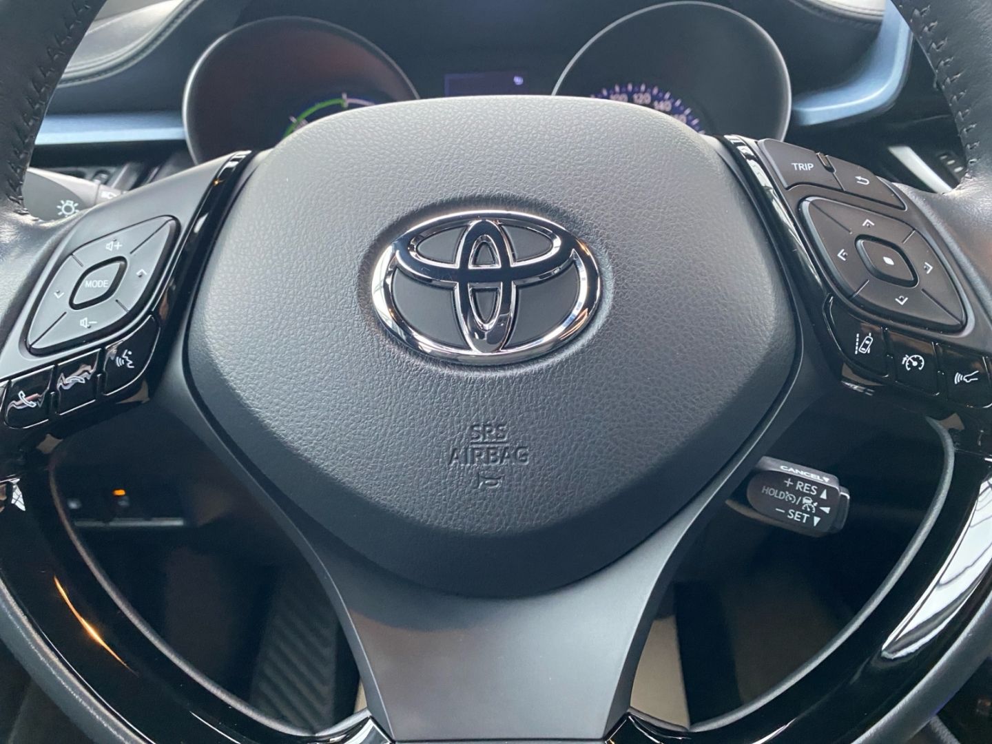 Toyota C-HR 1.8 Hybrid Team D *LED*ACC*CarPlay*CAM*Navi