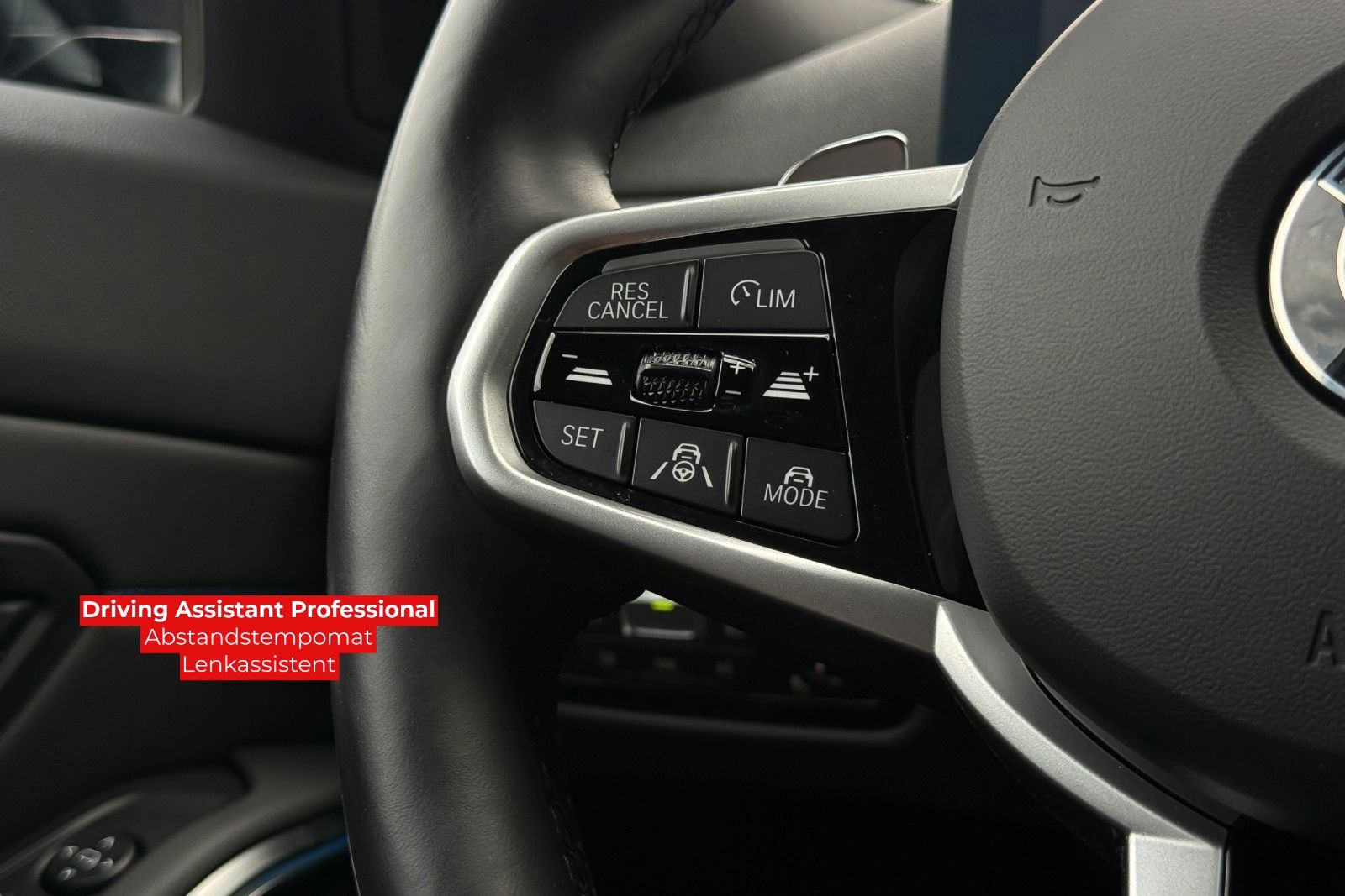 BMW 320d xD M Sport HuD AHK hifi StHzg 360° memory