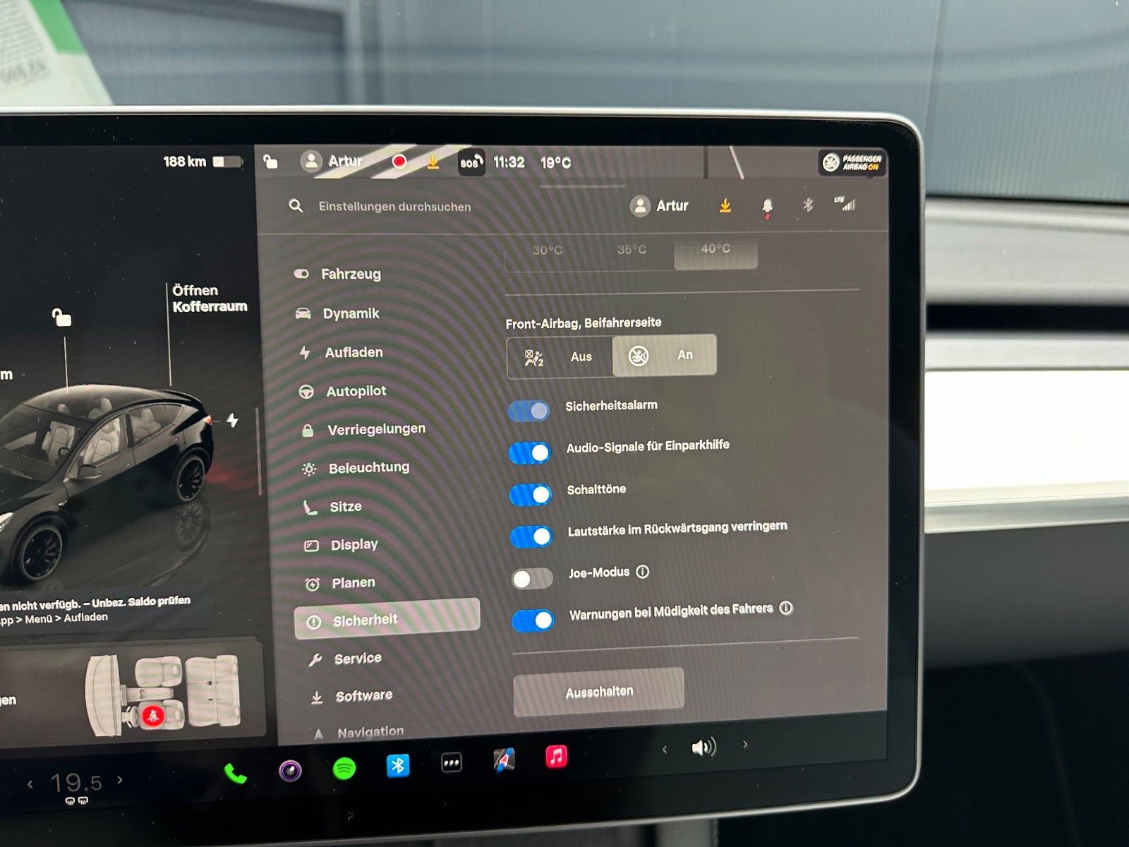 Tesla Model Y Performance Dual AWD*LEDER/Weiss*21Zoll*