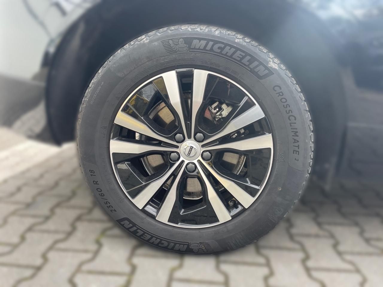 Volvo XC 60 T6 AWD Inscription Expression Plug-In AHK