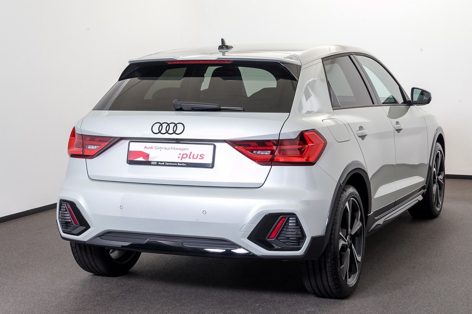 Audi A1 allstreet 35 TFSI S tr. - Samsaru's Car Outlet