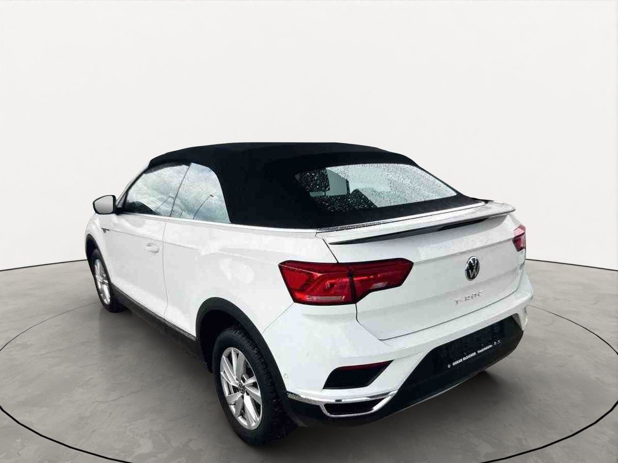 Volkswagen T-Roc 1.5 TSI Active - Samsaru's Car Outlet