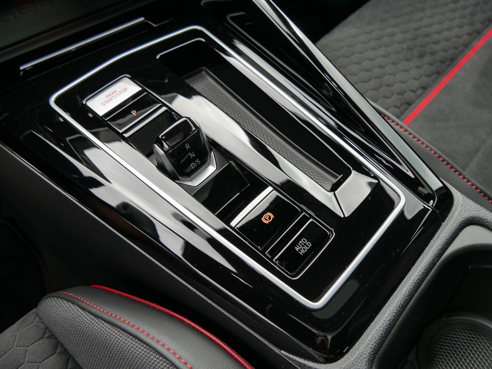 Volkswagen Golf GTI Clubsport 2.0 TSI DSG Black - Samsaru's Car Outlet