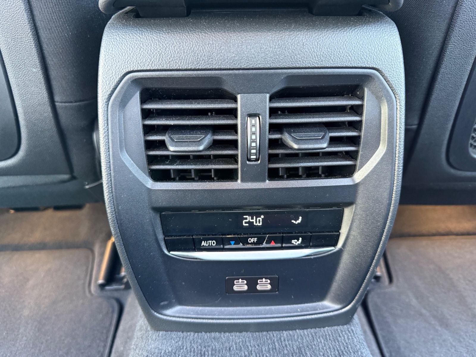 BMW 320d - Samsaru's Car Outlet