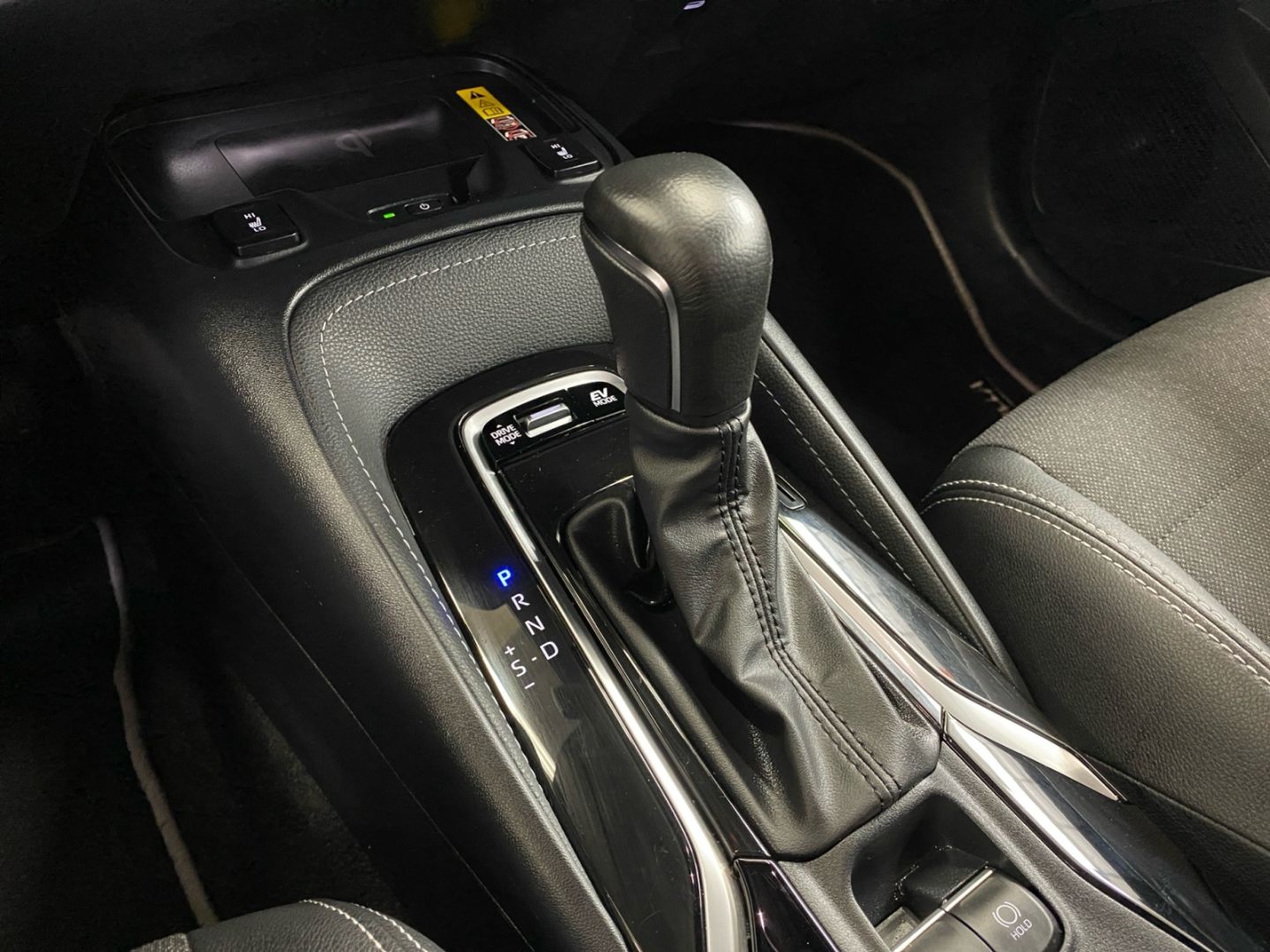 Toyota Corolla 2.0 Hybrid Team D *LED*ACC*CarPlay*RCam*