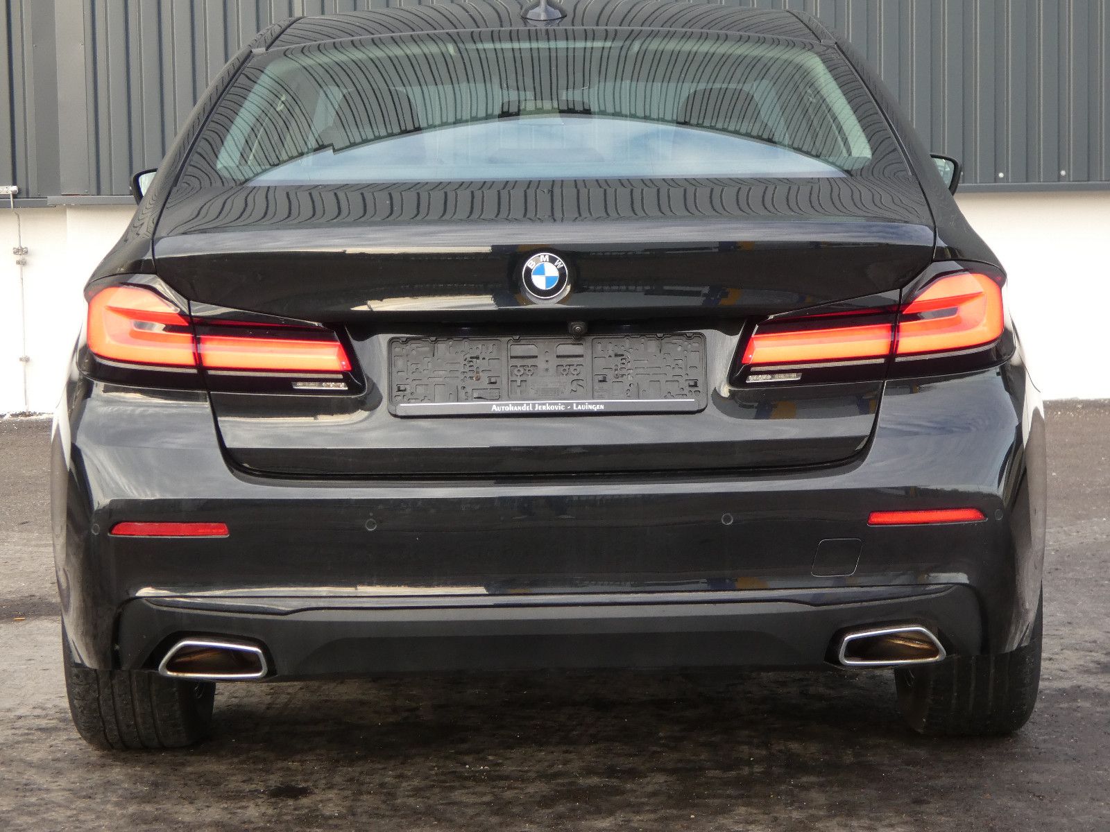 BMW 520d xDrive LED Leder Navi Kamera 1-Hand Facelif