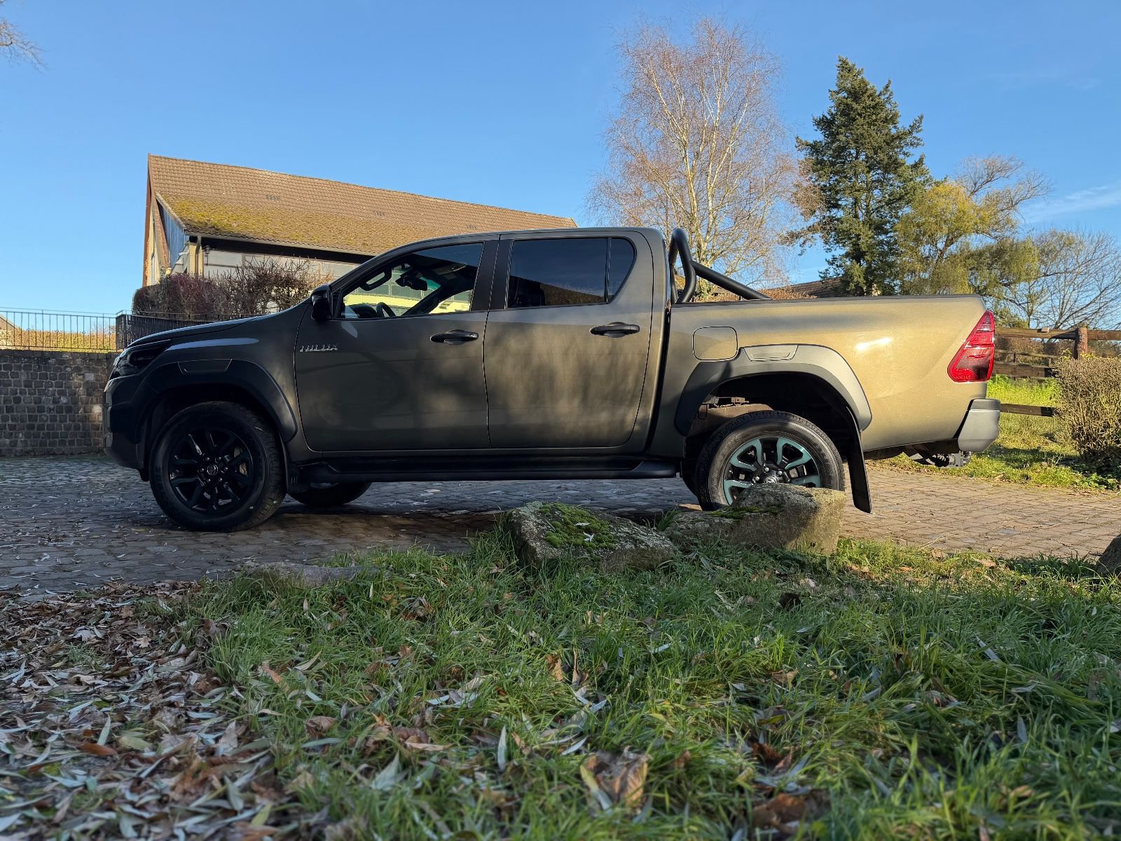 Toyota Hilux 2.8 D-4D 4Wd V48 Invincible*AHK*Büge