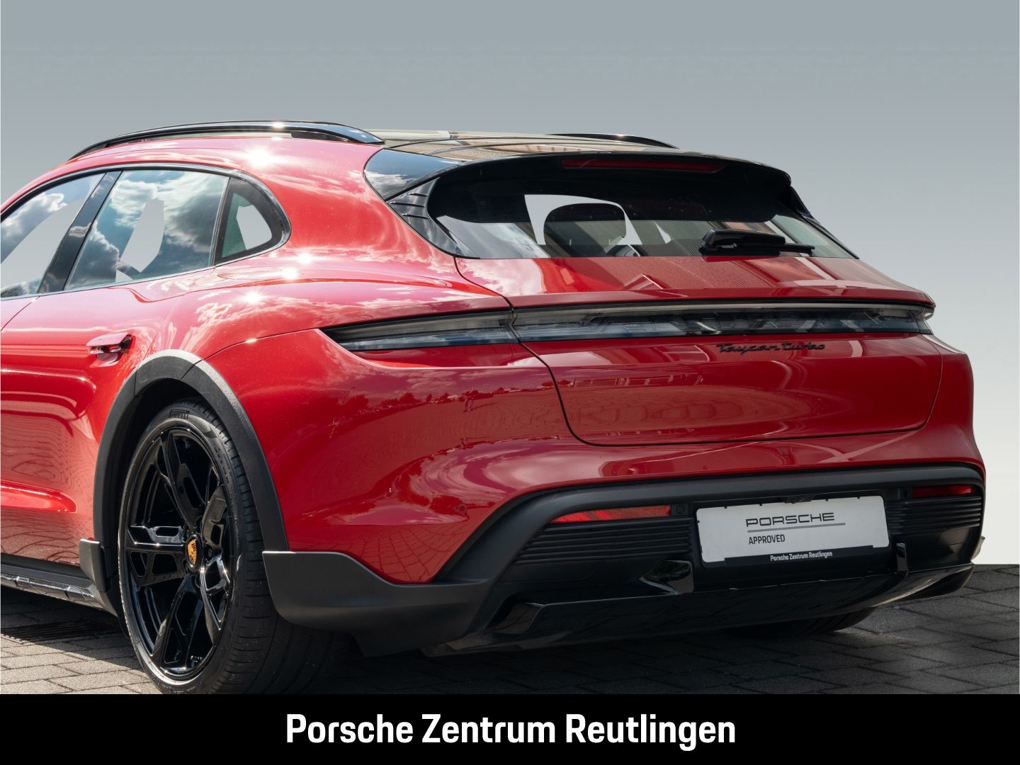 Porsche Taycan Turbo Cross Turismo LED-Matrix Panorama